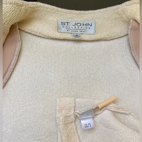 St John Collection Knit Yellow 3/4 Sleeve Blazer Zipper Closure Size 12